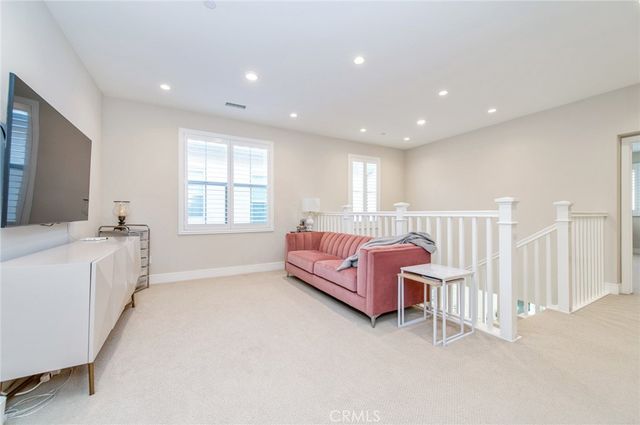 119 White Jasmine, Irvine, CA 92618
