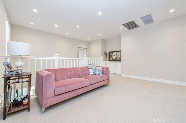 119 White Jasmine, Irvine, CA 92618
