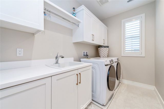 119 White Jasmine, Irvine, CA 92618