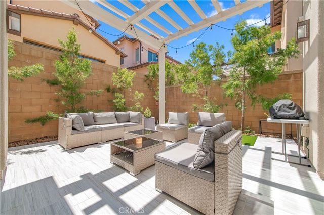 119 White Jasmine, Irvine, CA 92618