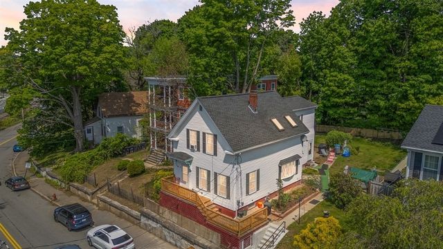 97 Laurel Ave, Haverhill, MA 01835