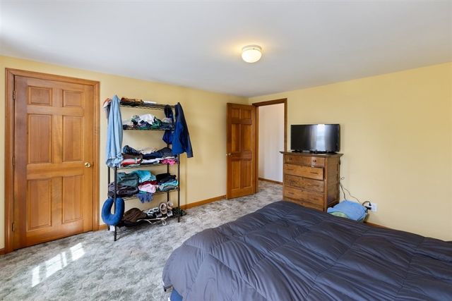 97 Laurel Ave, Haverhill, MA 01835