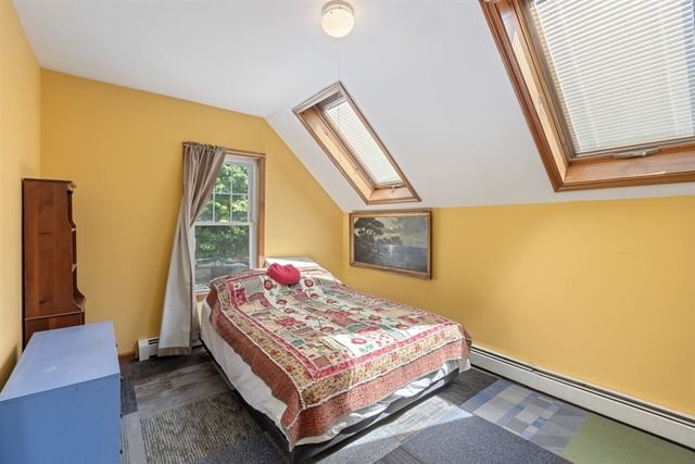97 Laurel Ave, Haverhill, MA 01835