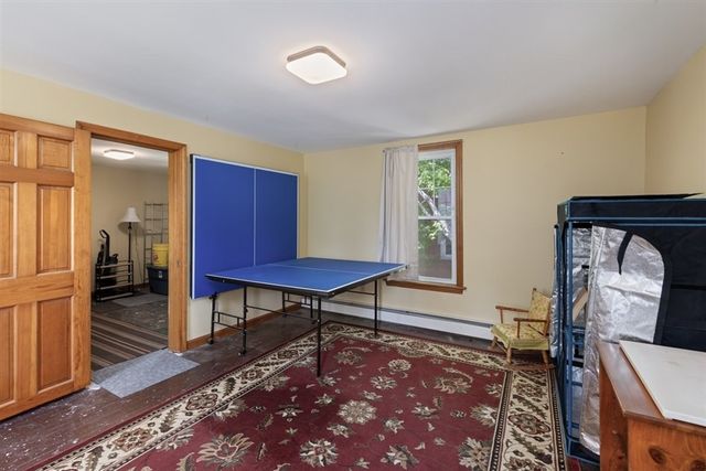 97 Laurel Ave, Haverhill, MA 01835
