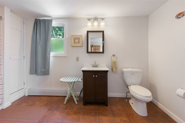 97 Laurel Ave, Haverhill, MA 01835