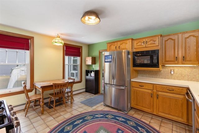 97 Laurel Ave, Haverhill, MA 01835