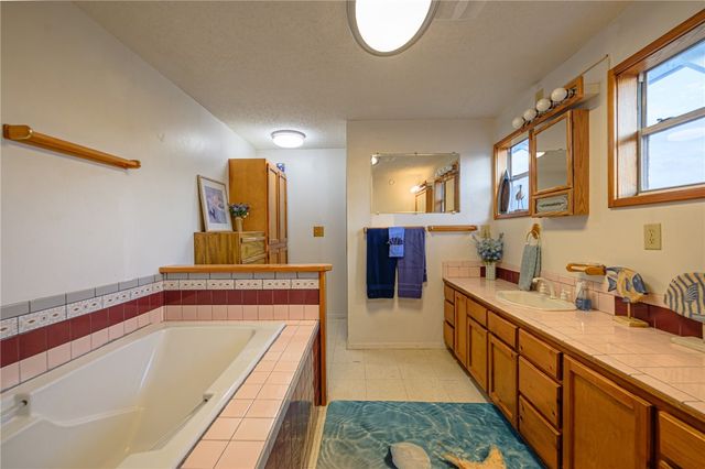 134 Live Oak St, Rockport, TX 78382