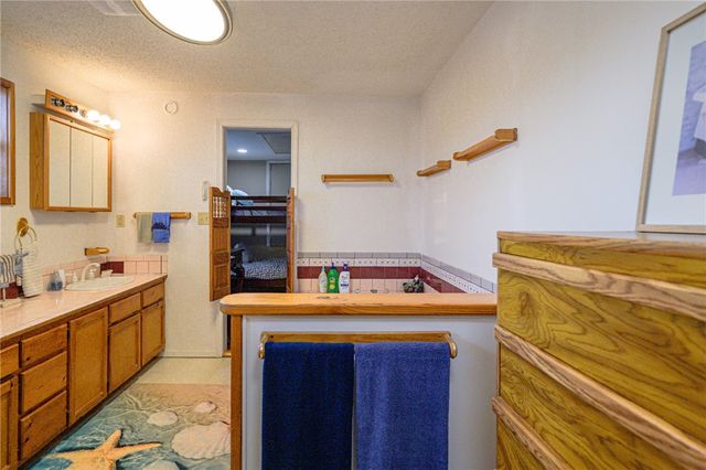 134 Live Oak St, Rockport, TX 78382