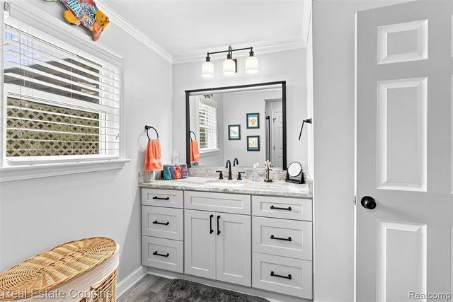 4306 W Baldwin Road, Grand Blanc, MI 48439