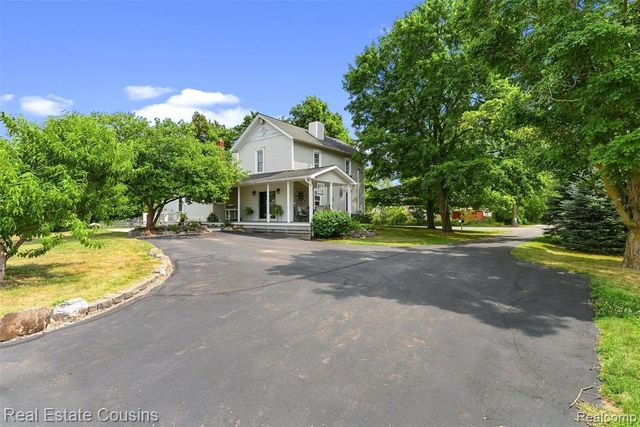 4306 W Baldwin Road, Grand Blanc, MI 48439
