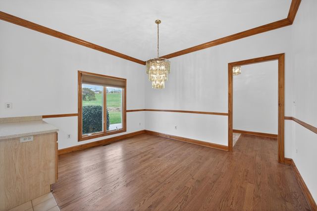 363 DAVIS LN, New Market, VA 22844