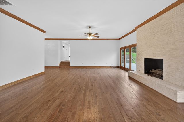 363 DAVIS LN, New Market, VA 22844