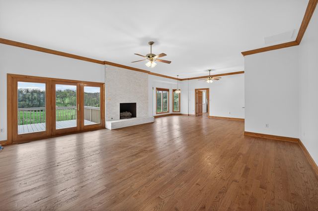 363 DAVIS LN, New Market, VA 22844