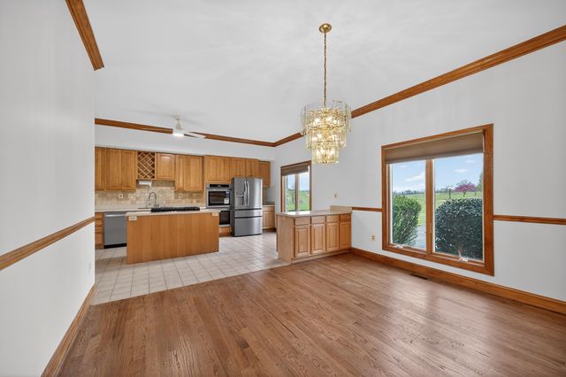 363 DAVIS LN, New Market, VA 22844