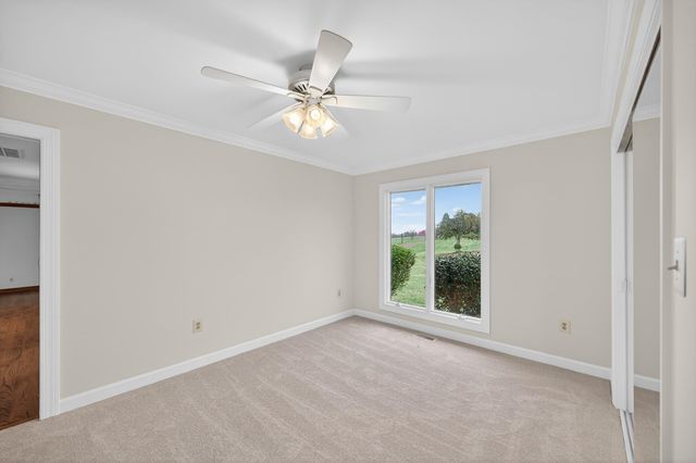 363 DAVIS LN, New Market, VA 22844