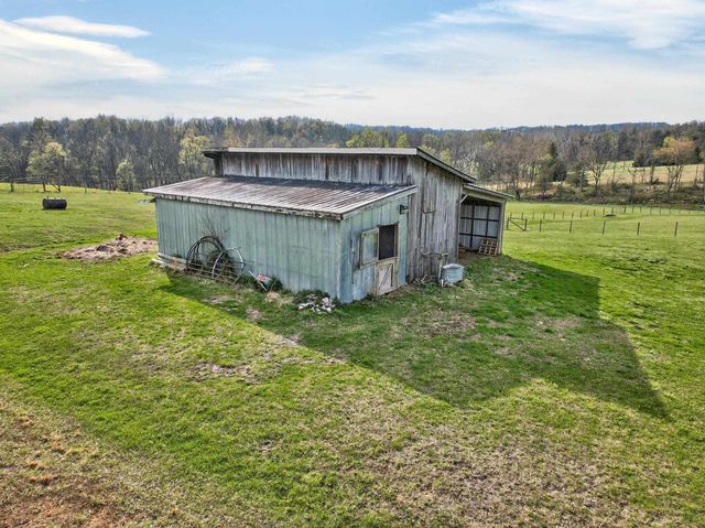 363 DAVIS LN, New Market, VA 22844