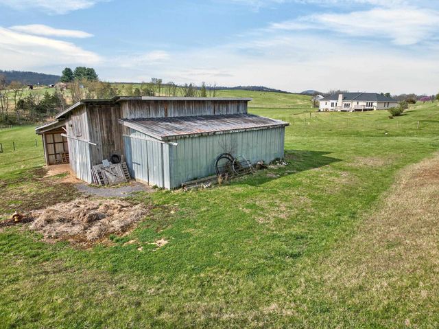 363 DAVIS LN, New Market, VA 22844