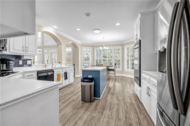 520 Monarch Lake Way, Stockbridge, GA 30281