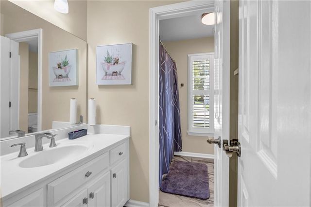 520 Monarch Lake Way, Stockbridge, GA 30281
