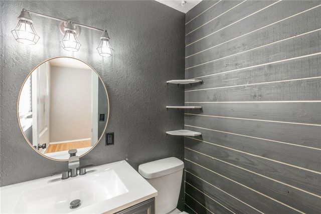 1317 Lawton Avenue, Moore, OK 73160