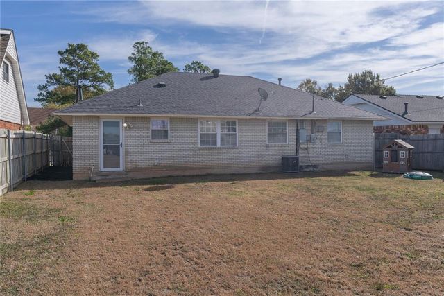 1317 Lawton Avenue, Moore, OK 73160