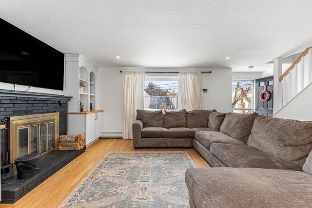 132 Whitehall St, Dedham, MA 02026