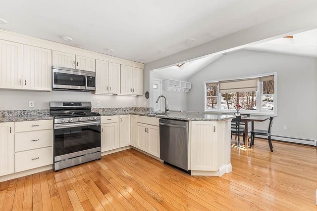 132 Whitehall St, Dedham, MA 02026