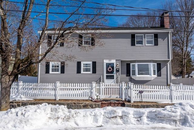 132 Whitehall St, Dedham, MA 02026