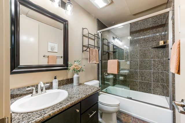 1413 Chinatown Aly, Sacramento, CA 95814