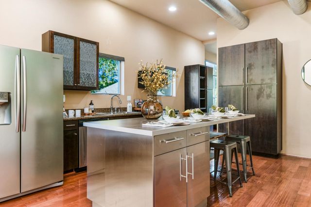 1413 Chinatown Aly, Sacramento, CA 95814