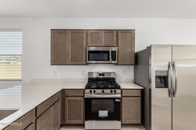 9730 W CATALINA Drive, Phoenix, AZ 85037