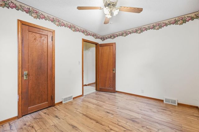 303 8th Avenue, Osceola, WI 54020