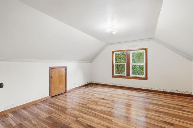 303 8th Avenue, Osceola, WI 54020