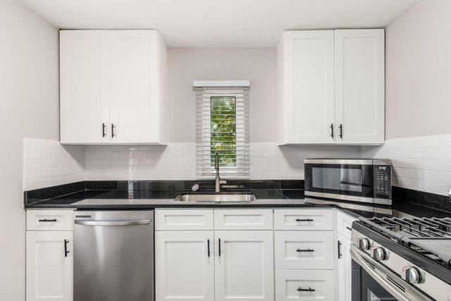 1297 Doten Avenue, Columbus, OH 43212