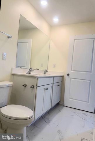 324 MAZZEO DR, Glassboro, NJ 08028