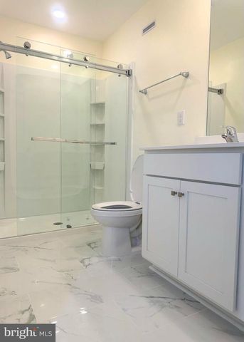 324 MAZZEO DR, Glassboro, NJ 08028