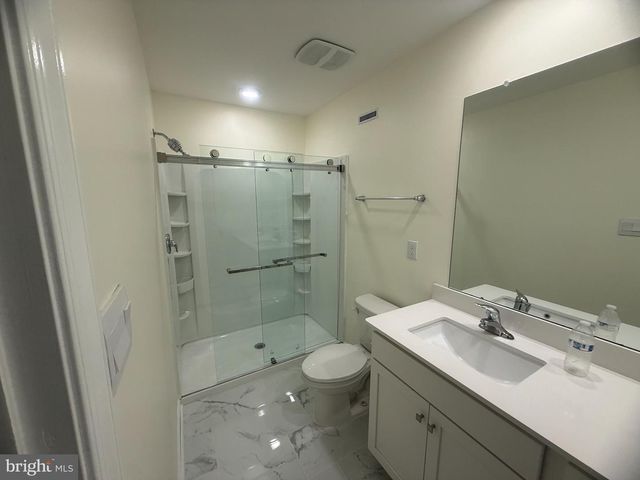 324 MAZZEO DR, Glassboro, NJ 08028