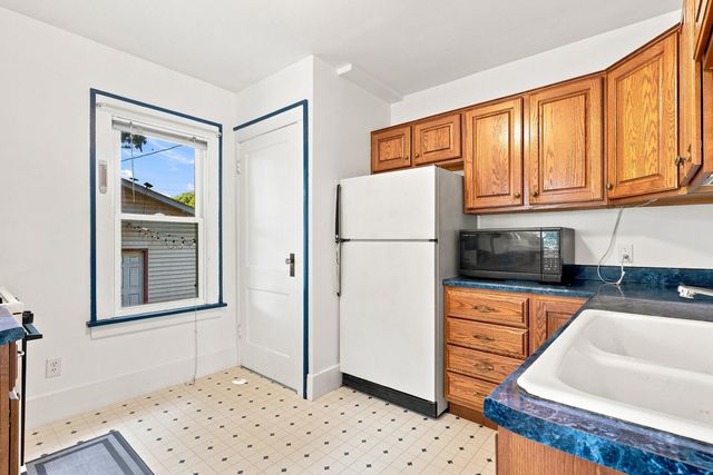 2720 Tremont Avenue, Davenport, IA 52803