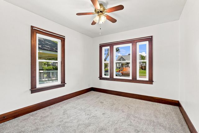 2720 Tremont Avenue, Davenport, IA 52803