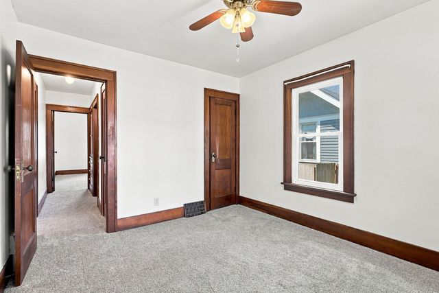 2720 Tremont Avenue, Davenport, IA 52803