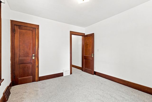2720 Tremont Avenue, Davenport, IA 52803