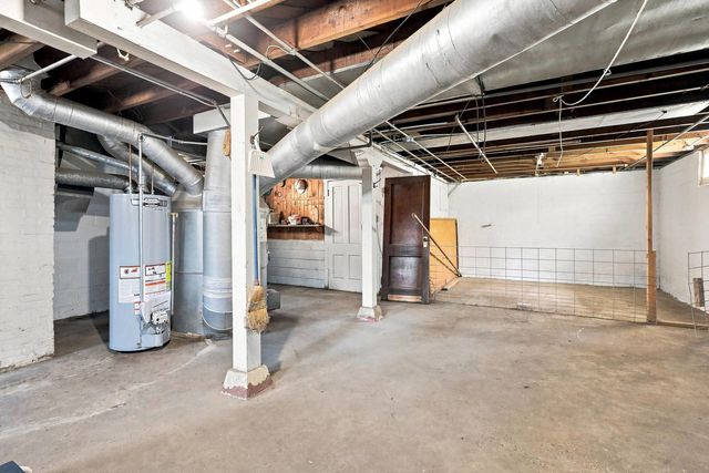 2720 Tremont Avenue, Davenport, IA 52803