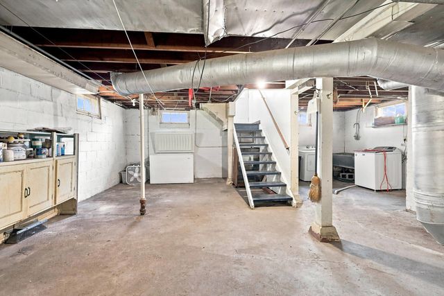 2720 Tremont Avenue, Davenport, IA 52803