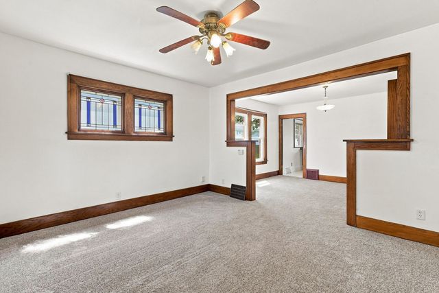 2720 Tremont Avenue, Davenport, IA 52803