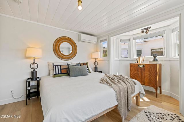 2016 Mount Prospect Drive, Topanga, CA 90290
