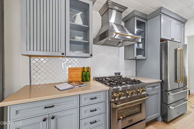 2016 Mount Prospect Drive, Topanga, CA 90290