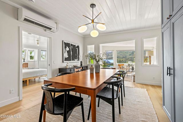 2016 Mount Prospect Drive, Topanga, CA 90290