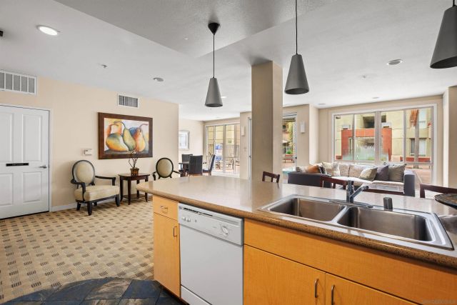 1501 Front St 633, San Diego, CA 92101