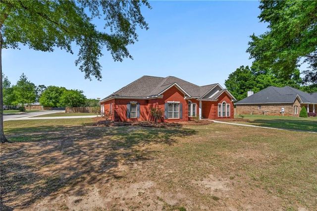315 Powers Road, Satsuma, AL 36572
