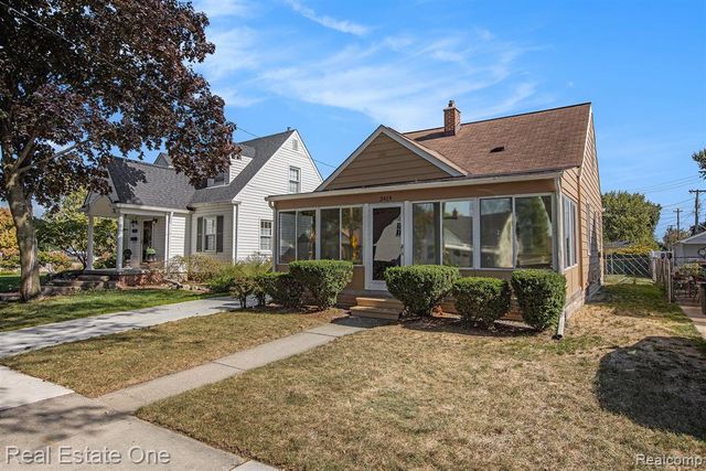 2419 15th Street, Wyandotte, MI 48192